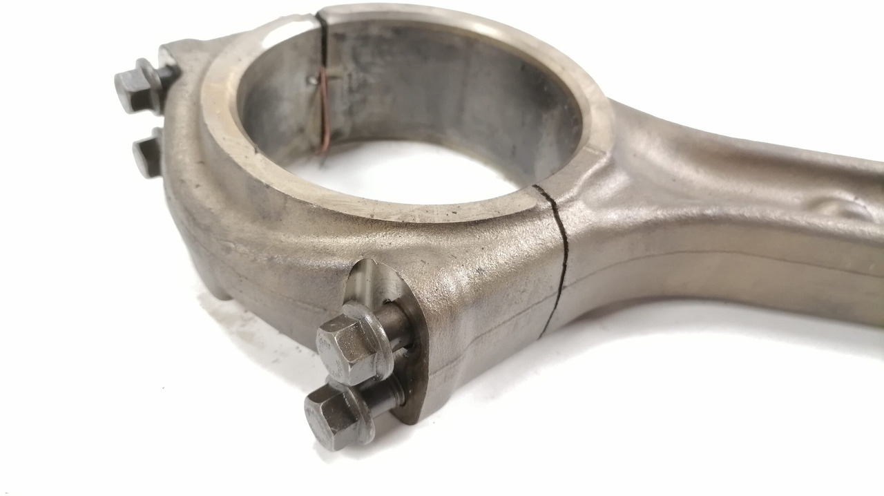 Volvo Connecting rod 20897068 - Stūmokliai/ Žiedai/ Įvorės - Sunkvežimis: foto 2 Volvo Connecting rod 20897068 - Stūmokliai/ Žiedai/ Įvorės - Sunkvežimis: foto 2