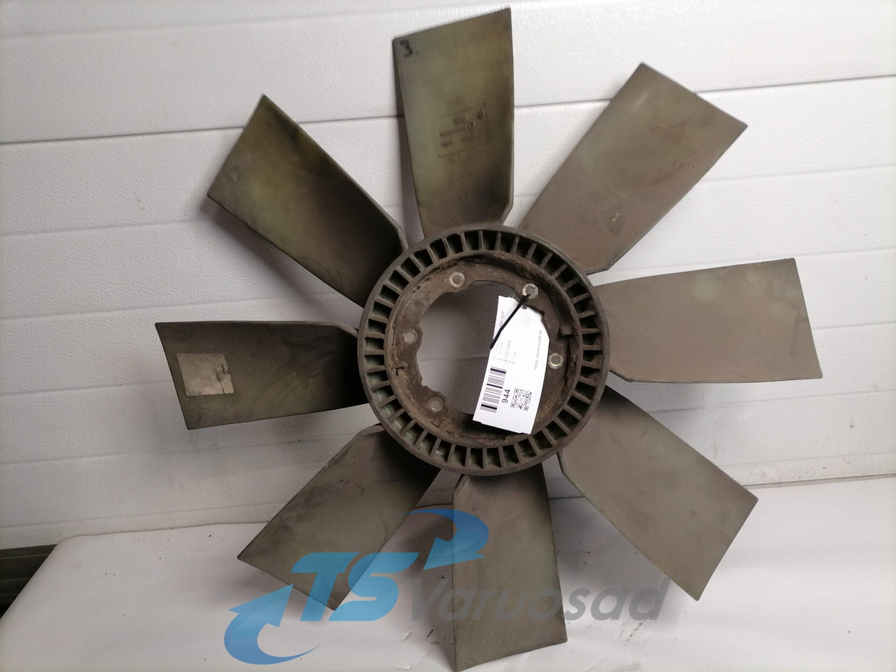 Volvo Cooling fan 1674864 - Ventiliatorius - Sunkvežimis: foto 2 Volvo Cooling fan 1674864 - Ventiliatorius - Sunkvežimis: foto 2