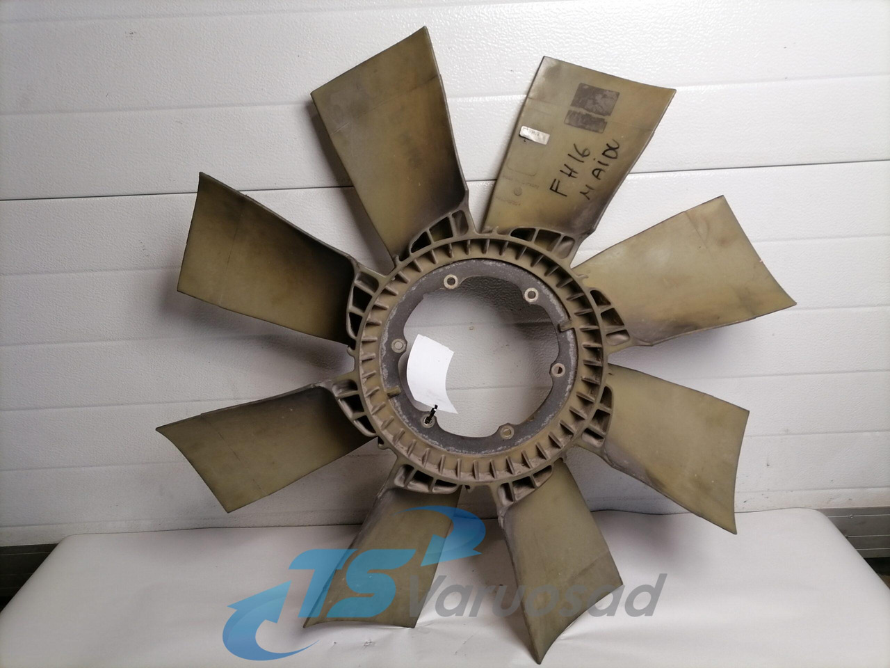Volvo Cooling fan 20805997 - Ventiliatorius - Sunkvežimis: foto 2 Volvo Cooling fan 20805997 - Ventiliatorius - Sunkvežimis: foto 2