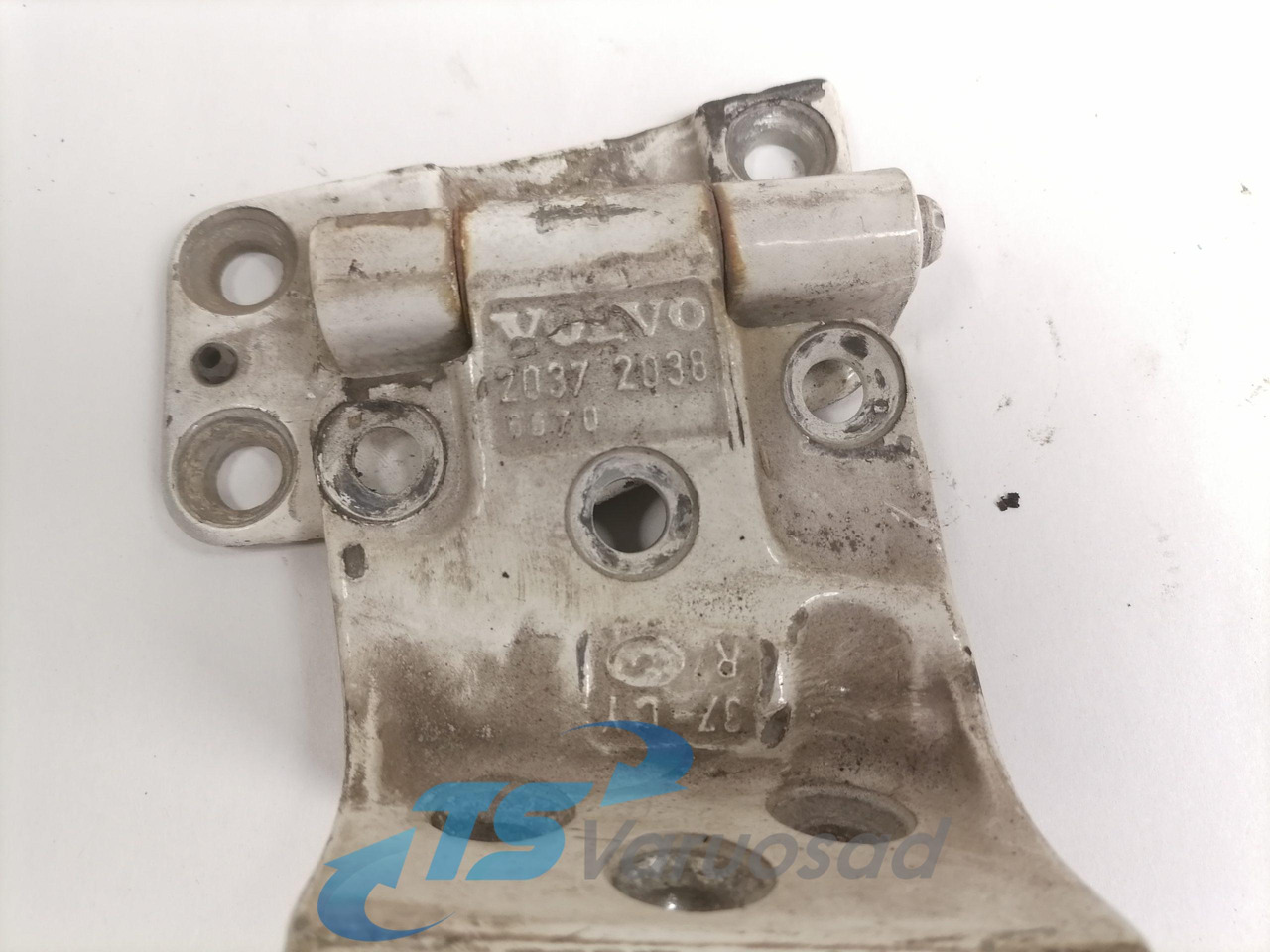 Volvo Door hinge 20372038 - Durys ir dalys - Sunkvežimis: foto 2 Volvo Door hinge 20372038 - Durys ir dalys - Sunkvežimis: foto 2