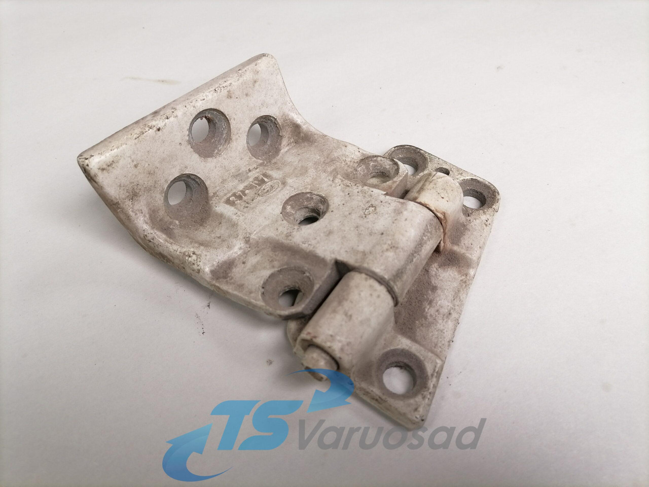 Volvo Door hinge 20372038 - Durys ir dalys - Sunkvežimis: foto 1 Volvo Door hinge 20372038 - Durys ir dalys - Sunkvežimis: foto 1