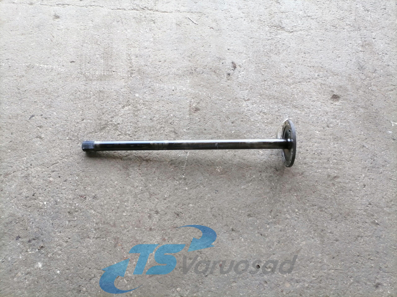 Volvo Drive shaft 20815243 - Pusašis - Sunkvežimis: foto 1 Volvo Drive shaft 20815243 - Pusašis - Sunkvežimis: foto 1