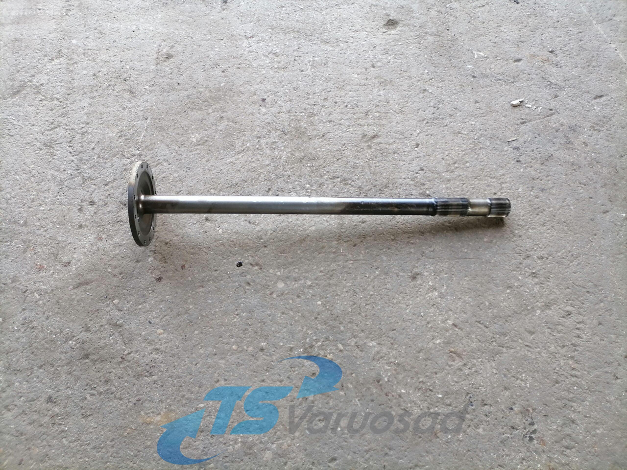 Volvo Drive shaft 20815246 - Pusašis - Sunkvežimis: foto 1 Volvo Drive shaft 20815246 - Pusašis - Sunkvežimis: foto 1