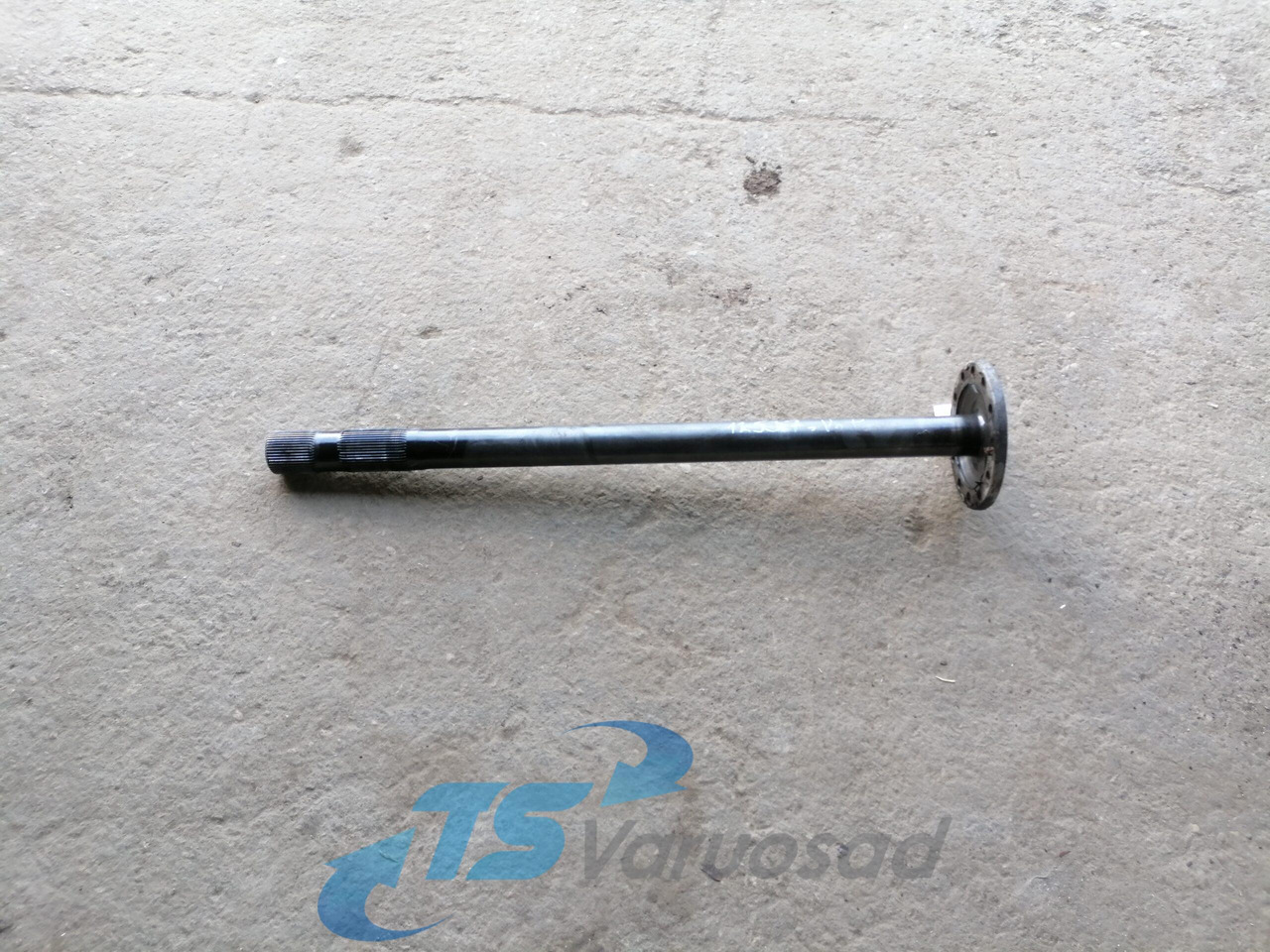 Volvo Drive shaft 20836831 - Pusašis - Sunkvežimis: foto 1 Volvo Drive shaft 20836831 - Pusašis - Sunkvežimis: foto 1