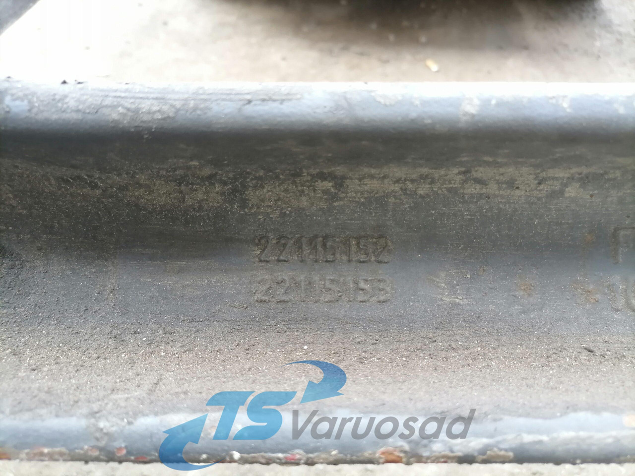 Volvo First axel housing 1026882 - Priekinė ašis - Sunkvežimis: foto 5 Volvo First axel housing 1026882 - Priekinė ašis - Sunkvežimis: foto 5