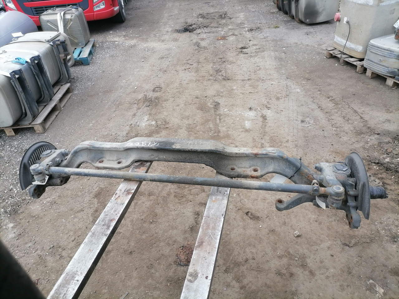 Volvo First axel housing 20581073 - Priekinė ašis - Sunkvežimis: foto 2 Volvo First axel housing 20581073 - Priekinė ašis - Sunkvežimis: foto 2
