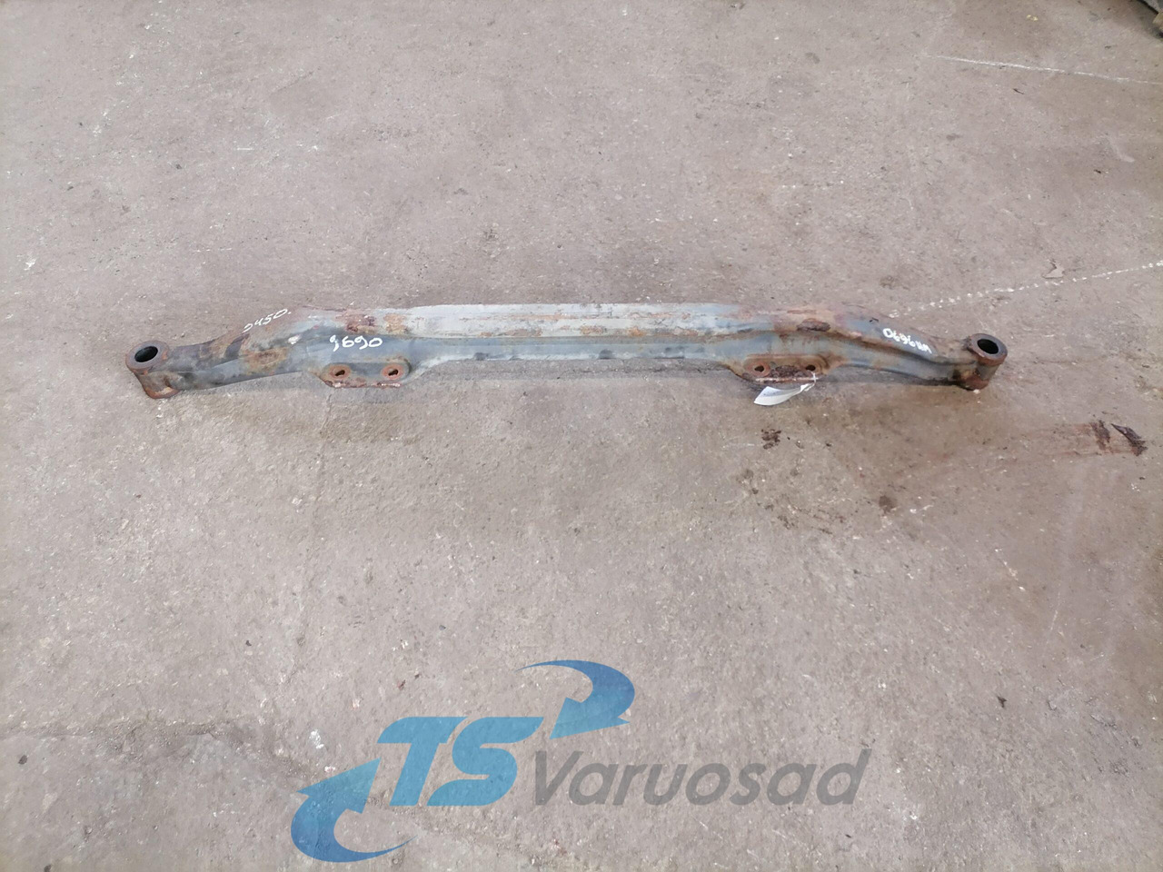 Volvo First axel housing 5600433496 - Priekinė ašis - Sunkvežimis: foto 1 Volvo First axel housing 5600433496 - Priekinė ašis - Sunkvežimis: foto 1