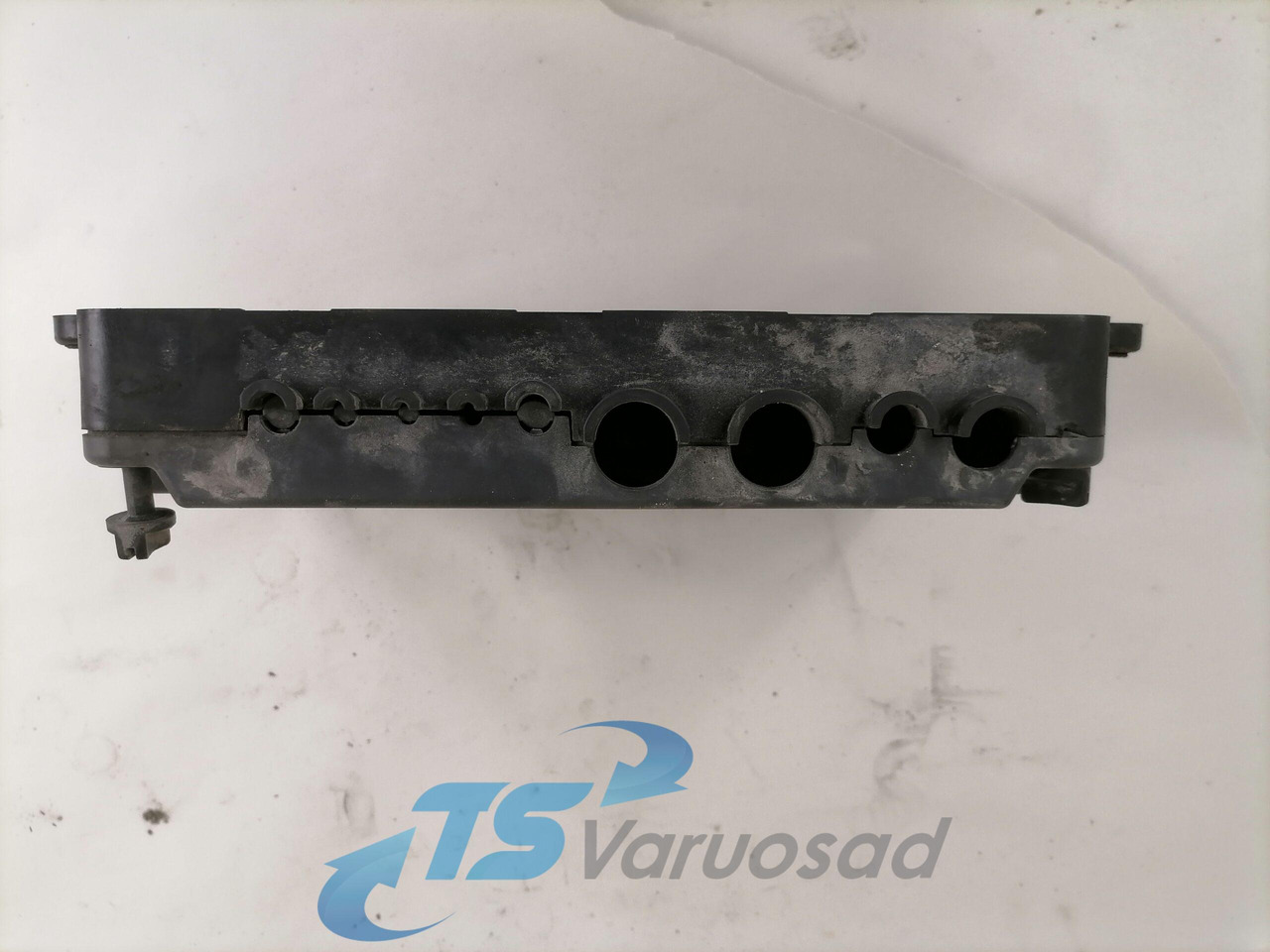 Volvo Fuse box 21717590 - Saugiklis - Sunkvežimis: foto 5 Volvo Fuse box 21717590 - Saugiklis - Sunkvežimis: foto 5