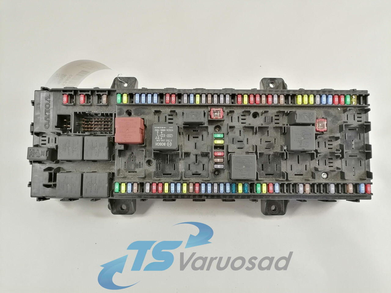 Volvo Fuse box 21939408 - Saugiklis - Sunkvežimis: foto 1 Volvo Fuse box 21939408 - Saugiklis - Sunkvežimis: foto 1