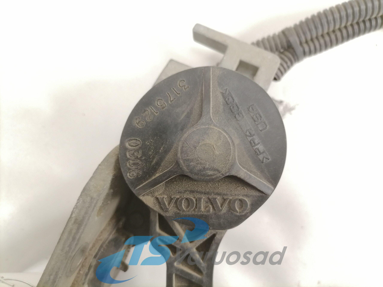 Volvo Gaasipedaal reostaadiga 3175129 - Kuro sistema - Sunkvežimis: foto 4 Volvo Gaasipedaal reostaadiga 3175129 - Kuro sistema - Sunkvežimis: foto 4