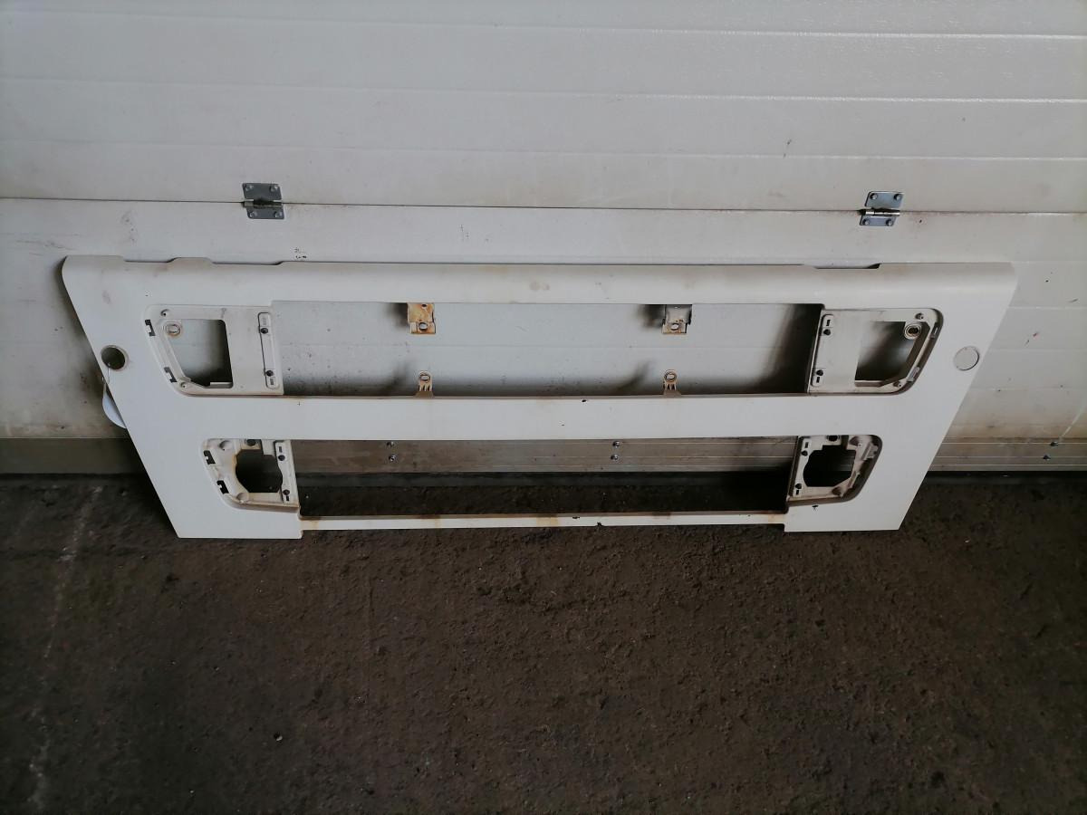 Volvo Grille panel 20516774 - Grotelės - Sunkvežimis: foto 2 Volvo Grille panel 20516774 - Grotelės - Sunkvežimis: foto 2