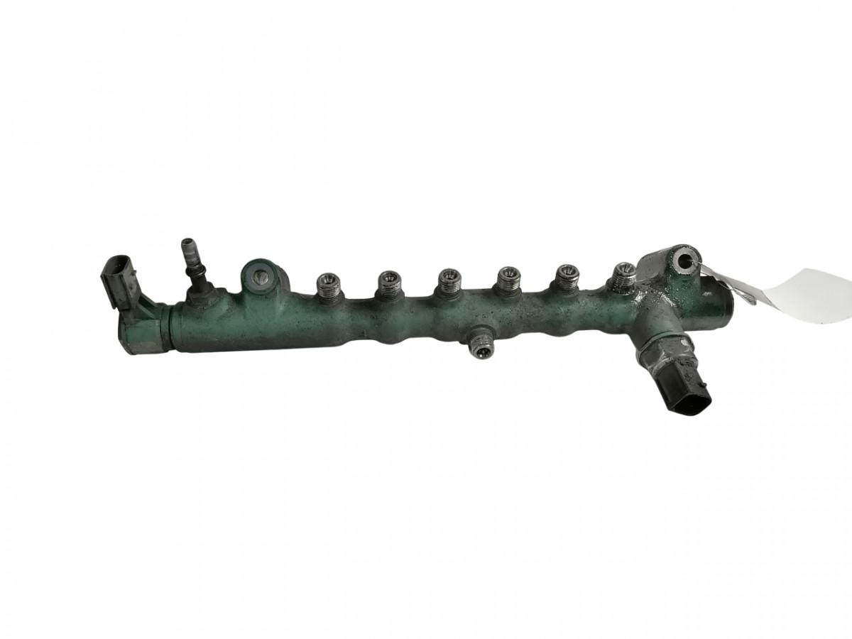 Volvo Kütuselatt 21675446 - Kuro sistema - Sunkvežimis: foto 1 Volvo Kütuselatt 21675446 - Kuro sistema - Sunkvežimis: foto 1