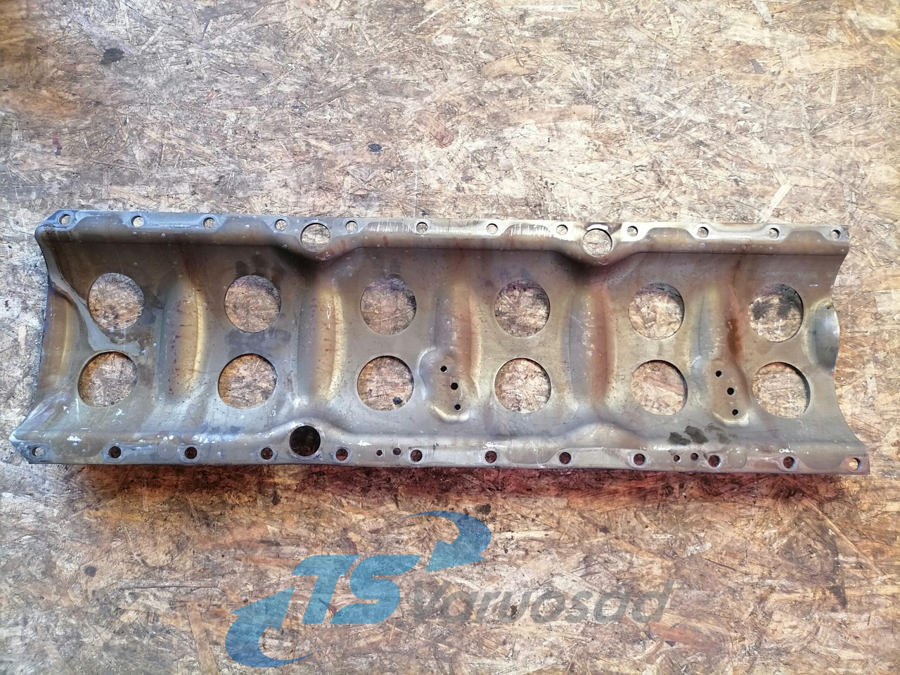 Volvo Ladder frame 21644620 - Alyvos karteris - Sunkvežimis: foto 2 Volvo Ladder frame 21644620 - Alyvos karteris - Sunkvežimis: foto 2
