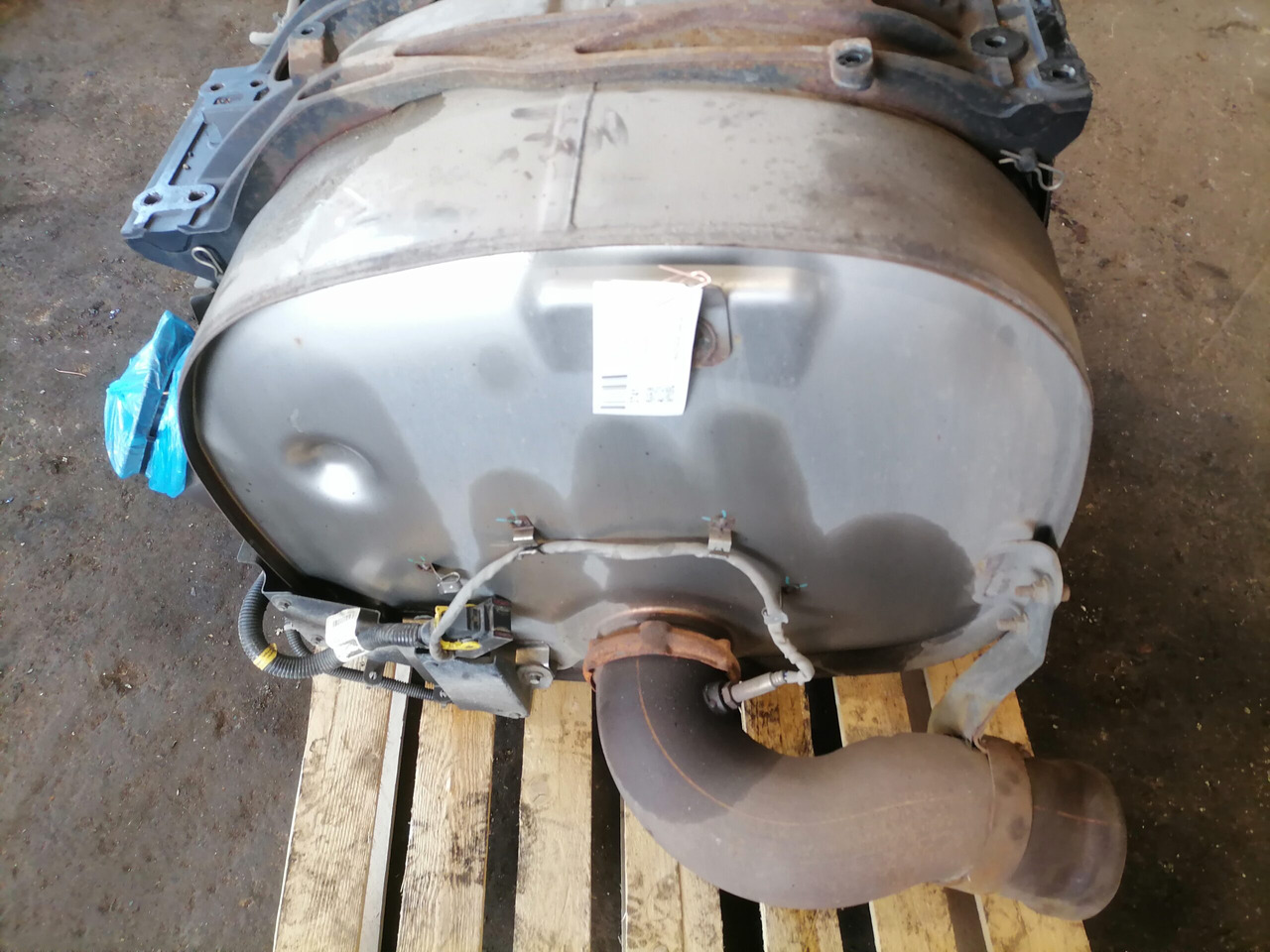 Volvo Muffler 21364816 - Duslintuvas - Sunkvežimis: foto 4 Volvo Muffler 21364816 - Duslintuvas - Sunkvežimis: foto 4