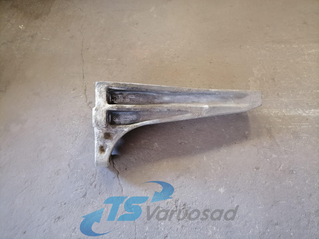 Volvo Muffler carrier 21639760 - Duslintuvas - Sunkvežimis: foto 1 Volvo Muffler carrier 21639760 - Duslintuvas - Sunkvežimis: foto 1