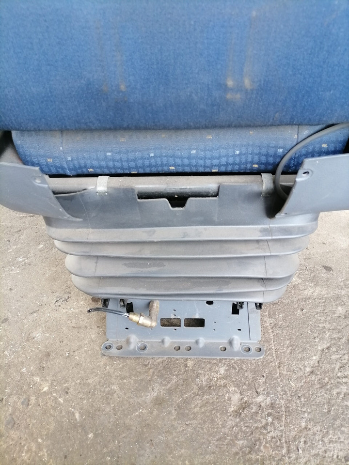 Volvo Passenger seat 20591478 - Sėdynė - Sunkvežimis: foto 5 Volvo Passenger seat 20591478 - Sėdynė - Sunkvežimis: foto 5