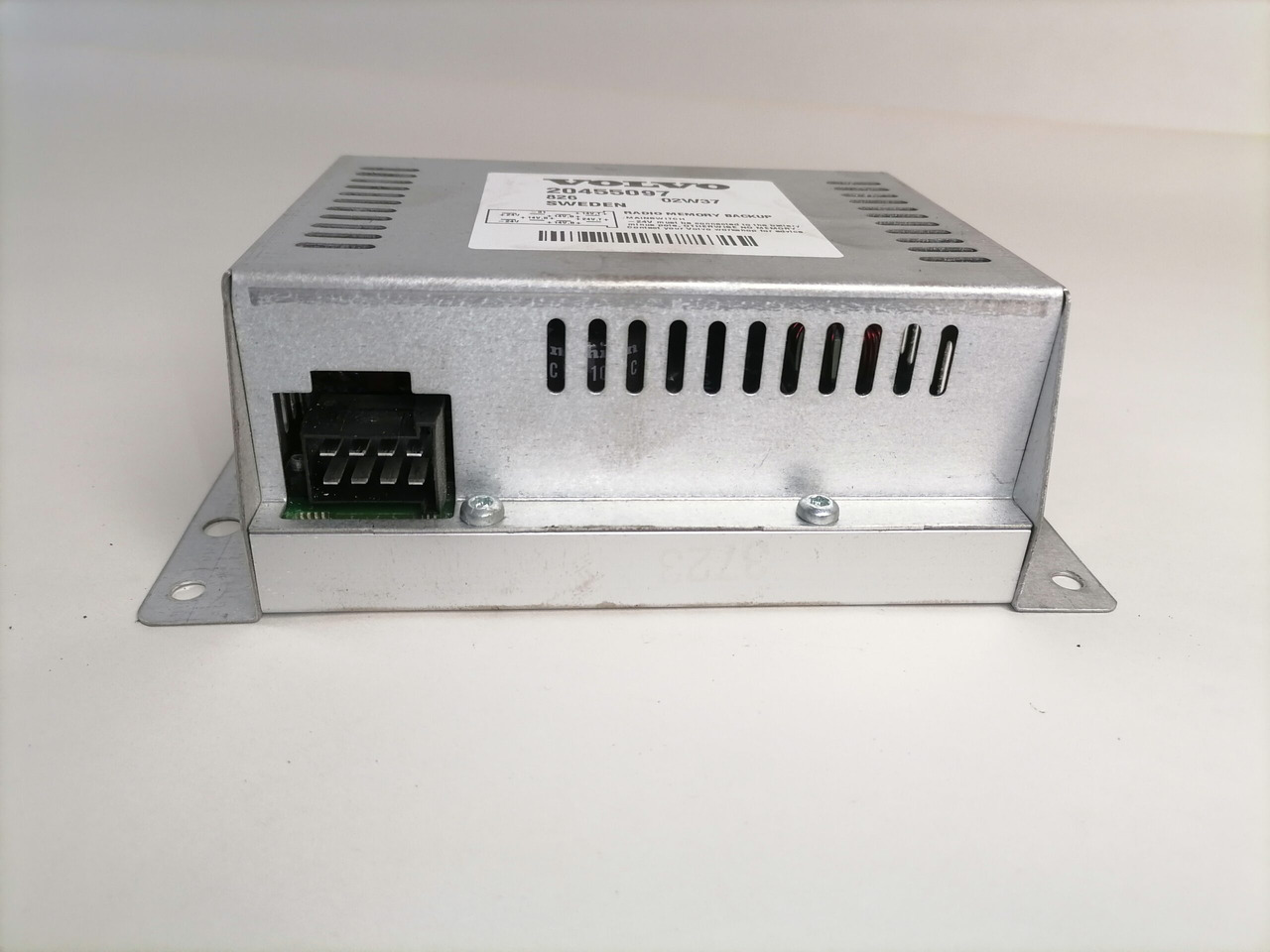 Volvo Radio Memory Backup 20455097 - Valdymo blokas - Sunkvežimis: foto 2 Volvo Radio Memory Backup 20455097 - Valdymo blokas - Sunkvežimis: foto 2