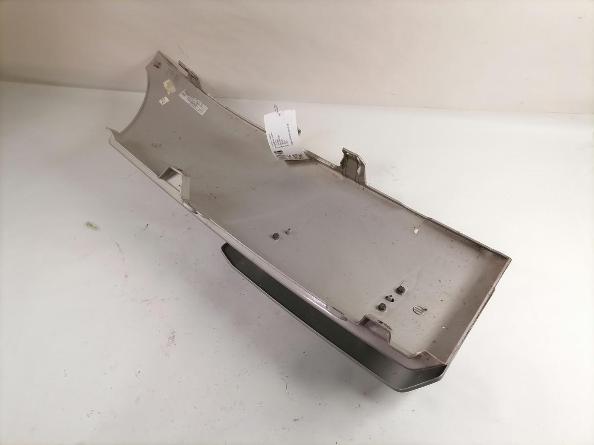 Volvo Volvo kabiini nurgapõsk, parem 20748396 - Grotelės - Sunkvežimis: foto 3 Volvo Volvo kabiini nurgapõsk, parem 20748396 - Grotelės - Sunkvežimis: foto 3