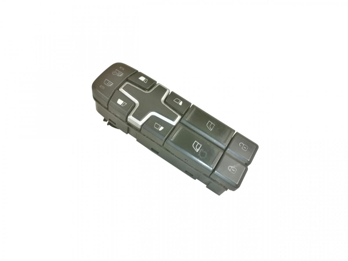 Volvo Volvo lüliti, aknatõstuk 22154235 - Kabina - Sunkvežimis: foto 1 Volvo Volvo lüliti, aknatõstuk 22154235 - Kabina - Sunkvežimis: foto 1