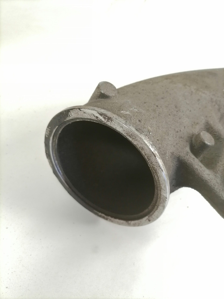 Volvo intercooler pipe 21808309 - Tarpinis aušintuvas - Sunkvežimis: foto 5 Volvo intercooler pipe 21808309 - Tarpinis aušintuvas - Sunkvežimis: foto 5