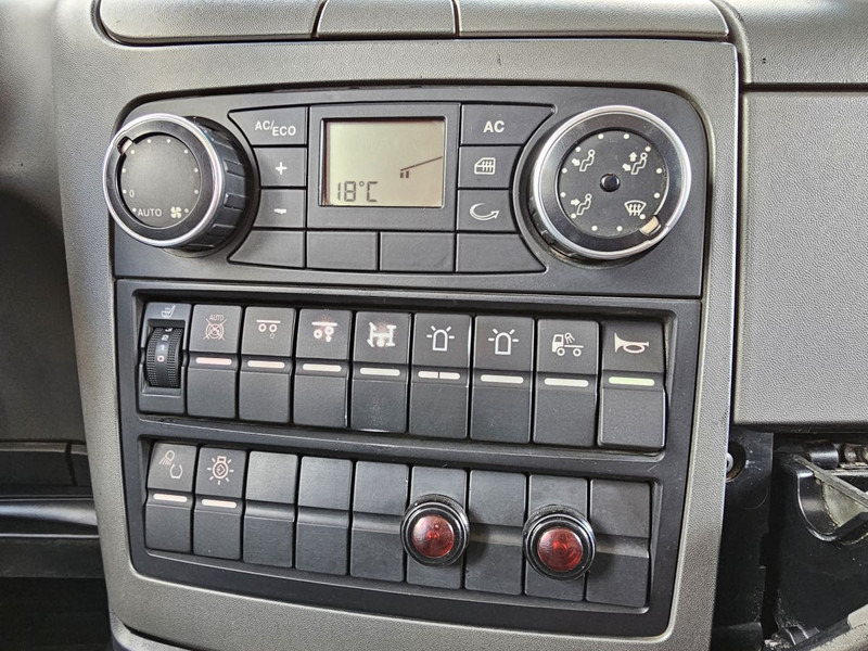 Sunkvežimis - kabelių sistema, Sunkvežimis su kranu MAN TGS 35.400 / 8x4-4 / CONTAINER SYSTEM / PALFINGER Z CRANE: foto 13