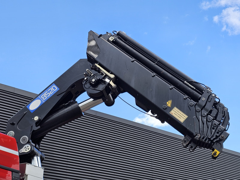 MAN TGX 37.480 8x2-6 / HMF 85 t/m CRANE / KRAN - Vilkikas: foto 4 MAN TGX 37.480 8x2-6 / HMF 85 t/m CRANE / KRAN - Vilkikas: foto 4