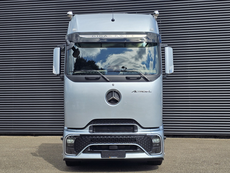Mercedes-Benz ACTROS 2548 6X2/4 / PTO / GIGASPACE - Vilkikas: foto 4 Mercedes-Benz ACTROS 2548 6X2/4 / PTO / GIGASPACE - Vilkikas: foto 4
