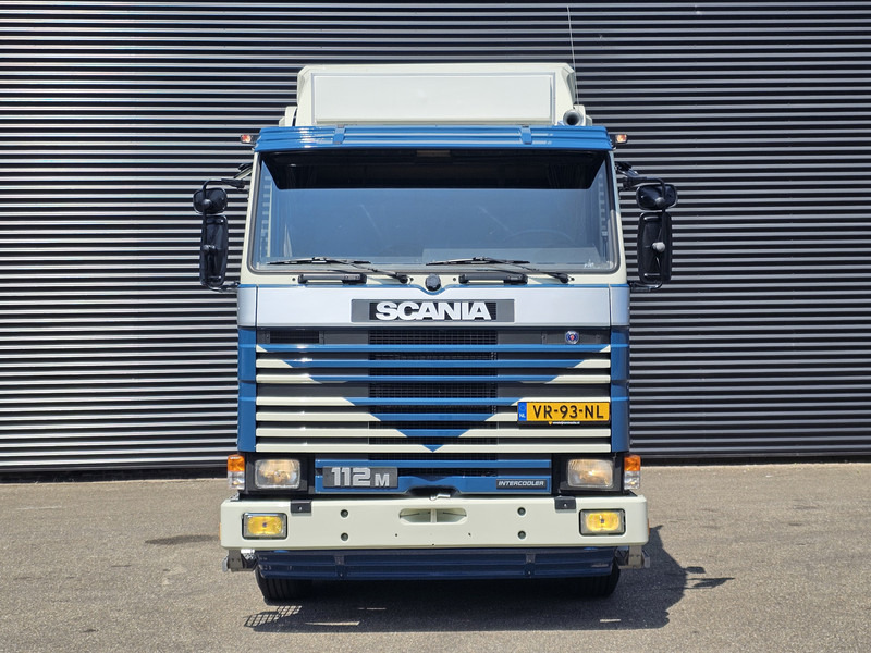 Scania R 112M 4x2 / UNIQUE / TOPCONDITION - Vilkikas: foto 2 Scania R 112M 4x2 / UNIQUE / TOPCONDITION - Vilkikas: foto 2