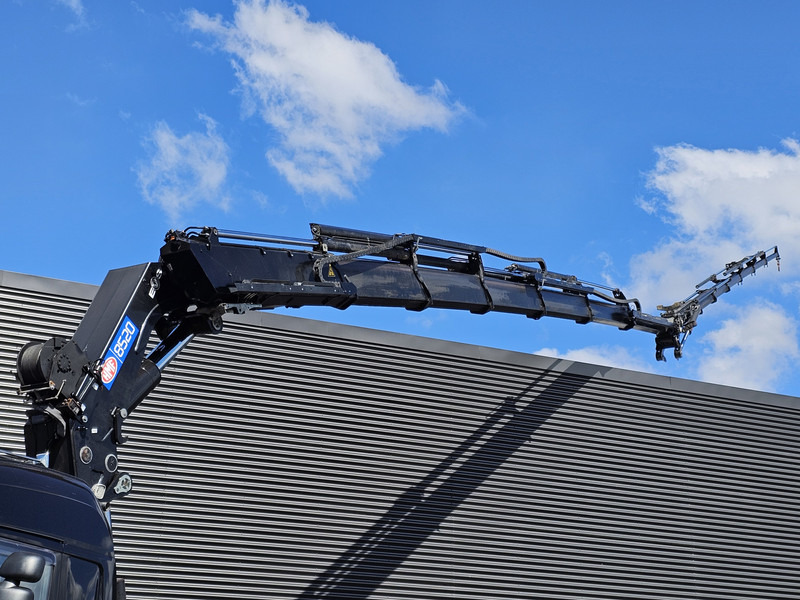 Scania R490 / 8x2 / HMF 85 TM CRANE / WINCH / JIB - Vilkikas: foto 2 Scania R490 / 8x2 / HMF 85 TM CRANE / WINCH / JIB - Vilkikas: foto 2