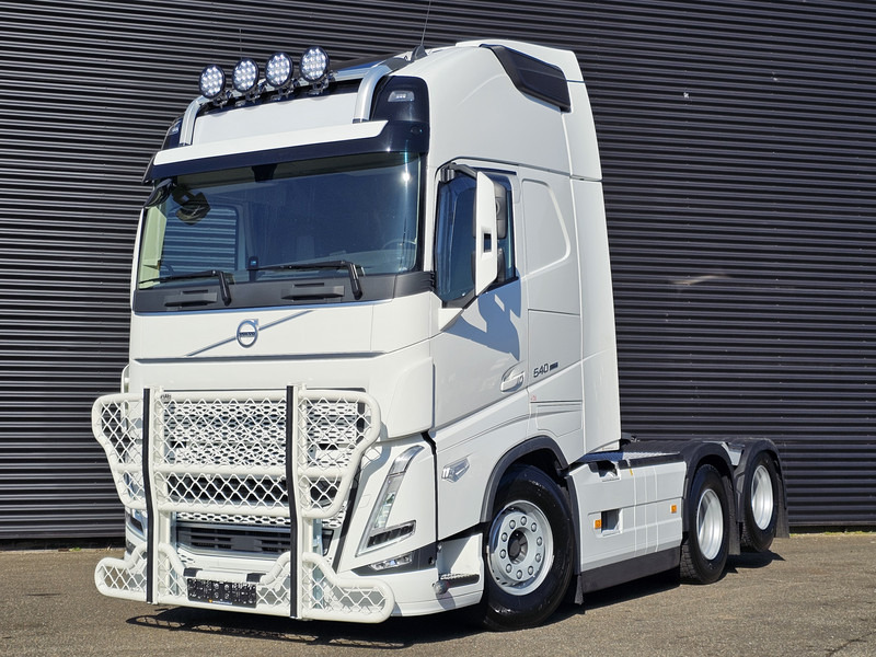 Volvo FH 540 / 6X4 / BOOGIE / RETARDER / FULL AIR / 312DKM - Vilkikas: foto 1 Volvo FH 540 / 6X4 / BOOGIE / RETARDER / FULL AIR / 312DKM - Vilkikas: foto 1