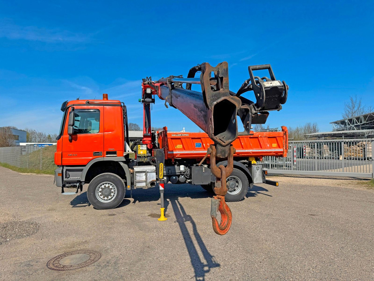 Mercedes-Benz 1844 4x4 Meiller 3S Bordmatik Palfinger PK16001K - Savivartis sunkvežimis: foto 5 Mercedes-Benz 1844 4x4 Meiller 3S Bordmatik Palfinger PK16001K - Savivartis sunkvežimis: foto 5