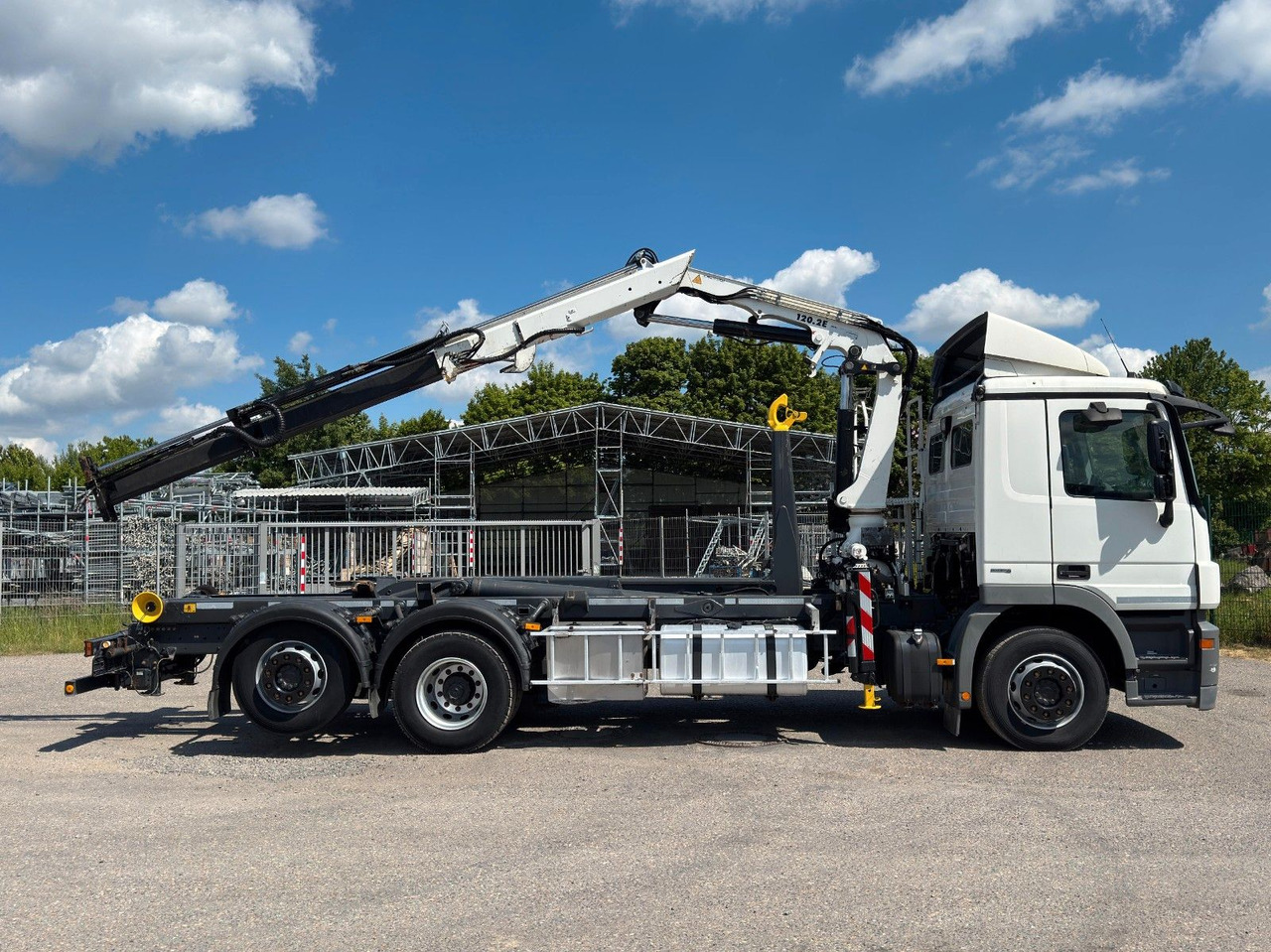 Mercedes-Benz 2541 6x2 ARK Meiller 20.65 | ATLA 120.2E mit 5&6 - Hook-lift sunkvežimis, Sunkvežimis su kranu: foto 5 Mercedes-Benz 2541 6x2 ARK Meiller 20.65 | ATLA 120.2E mit 5&6 - Hook-lift sunkvežimis, Sunkvežimis su kranu: foto 5