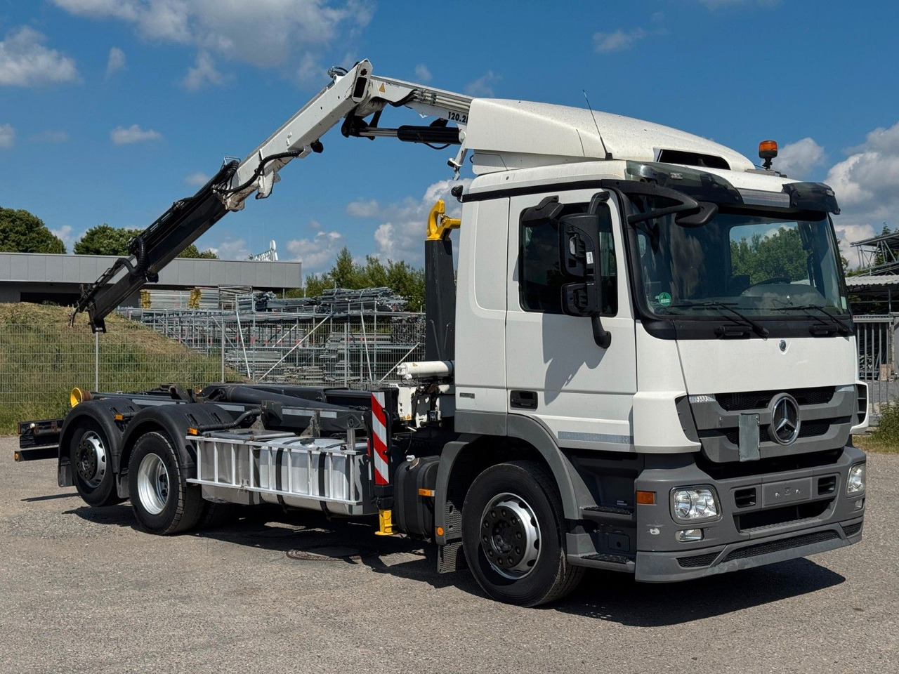 Mercedes-Benz 2541 6x2 ARK Meiller 20.65 | ATLA 120.2E mit 5&6 - Hook-lift sunkvežimis, Sunkvežimis su kranu: foto 4 Mercedes-Benz 2541 6x2 ARK Meiller 20.65 | ATLA 120.2E mit 5&6 - Hook-lift sunkvežimis, Sunkvežimis su kranu: foto 4