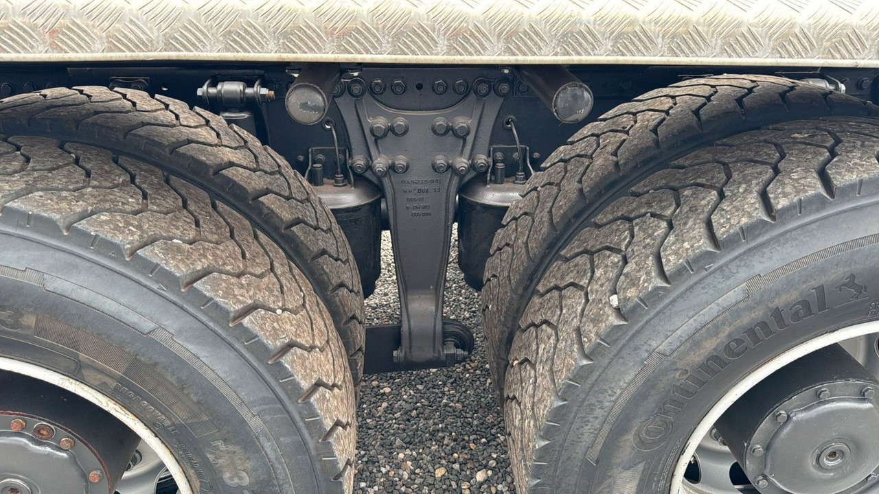 Mercedes-Benz 2641 6X4 Retarder Meiller mit Funk Top Zust - Hook-lift sunkvežimis: foto 5 Mercedes-Benz 2641 6X4 Retarder Meiller mit Funk Top Zust - Hook-lift sunkvežimis: foto 5