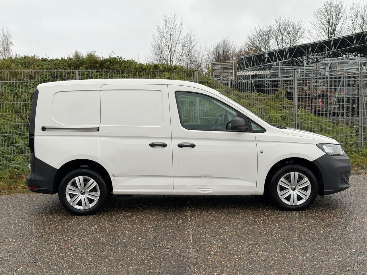 Volkswagen Caddy 4x2 | 2,0 TDI | Klima | PDC | Spurhalteass - Keleivinis furgonas: foto 5 Volkswagen Caddy 4x2 | 2,0 TDI | Klima | PDC | Spurhalteass - Keleivinis furgonas: foto 5