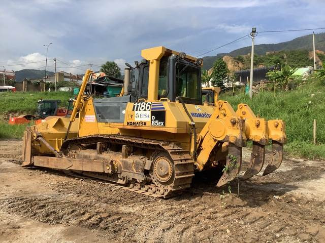 Komatsu D85EX-15 - Buldozeris: foto 2 Komatsu D85EX-15 - Buldozeris: foto 2