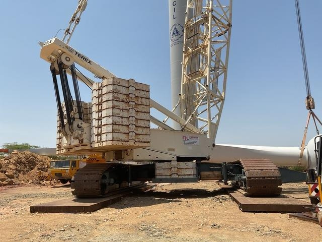 Terex Demag CC2800-1 - Vikšrinis kranas: foto 3 Terex Demag CC2800-1 - Vikšrinis kranas: foto 3