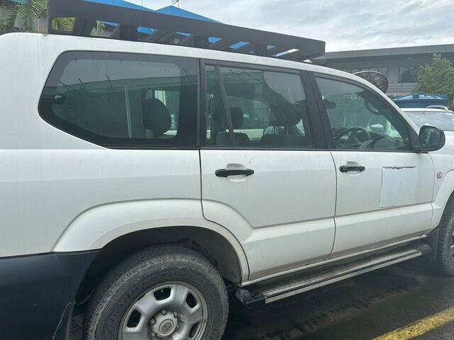 Toyota Prado - Lengvasis automobilis: foto 2 Toyota Prado - Lengvasis automobilis: foto 2