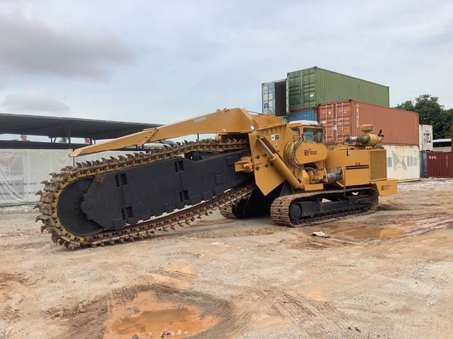 Trencor 1060 - Grioviakasė: foto 4 Trencor 1060 - Grioviakasė: foto 4