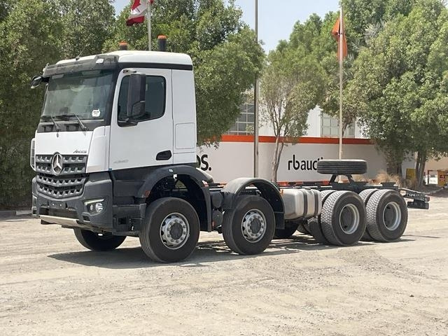Mercedes-Benz Arocs 4240 - Važiuoklės sunkvežimis: foto 1 Mercedes-Benz Arocs 4240 - Važiuoklės sunkvežimis: foto 1