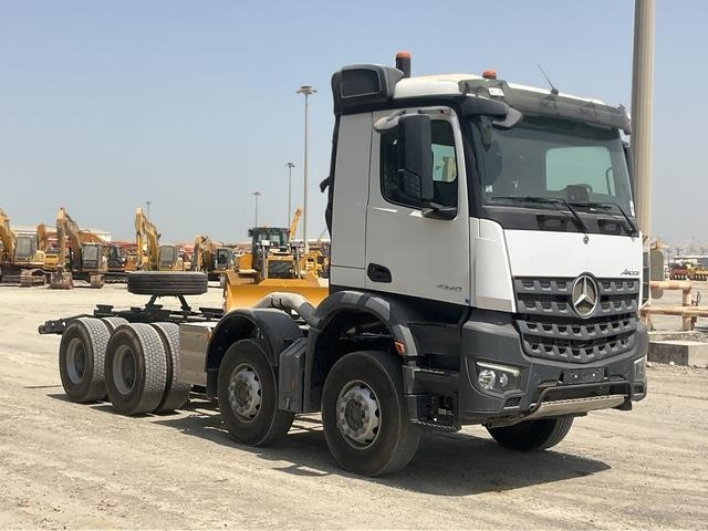 Mercedes-Benz Arocs 4240 - Važiuoklės sunkvežimis: foto 4 Mercedes-Benz Arocs 4240 - Važiuoklės sunkvežimis: foto 4
