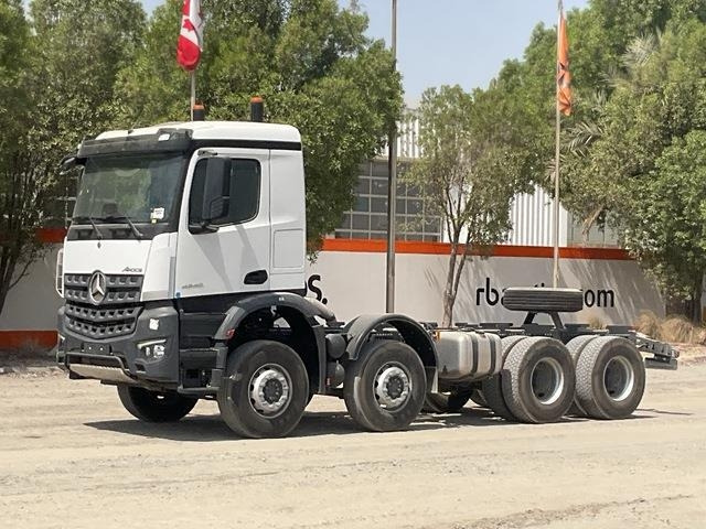 Mercedes-Benz Arocs 4240 - Važiuoklės sunkvežimis: foto 1 Mercedes-Benz Arocs 4240 - Važiuoklės sunkvežimis: foto 1