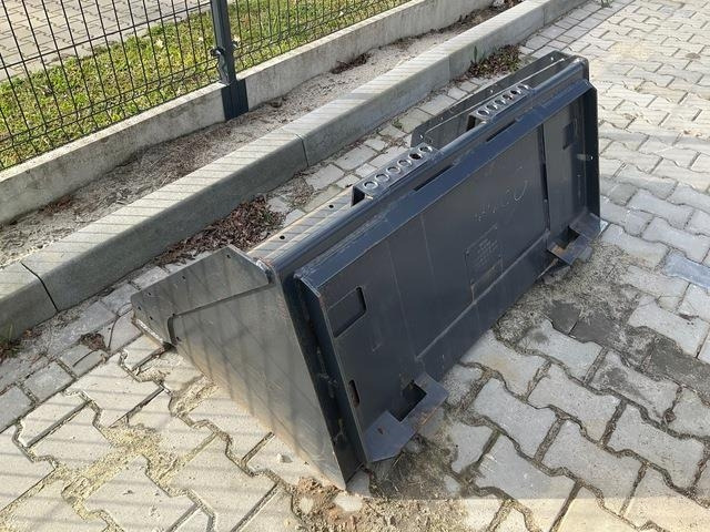 Bobcat - Krautuvo kaušas: foto 2 Bobcat - Krautuvo kaušas: foto 2