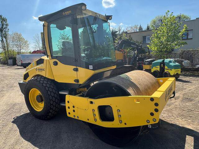 Bomag BW177D-5 PL - Kompaktorius: foto 4 Bomag BW177D-5 PL - Kompaktorius: foto 4