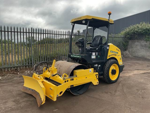 Bomag BW124DH-5 - Kompaktorius: foto 1 Bomag BW124DH-5 - Kompaktorius: foto 1