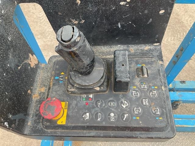 Žirklinis keltuvas Genie GS5390: foto 10