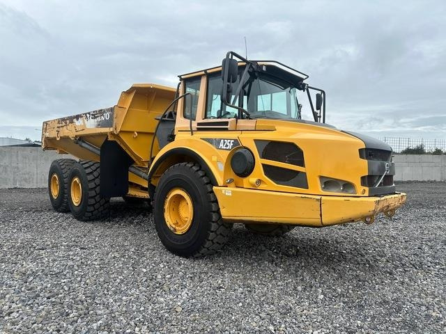 Volvo A25F - Šarnyrinis savivartis: foto 4 Volvo A25F - Šarnyrinis savivartis: foto 4