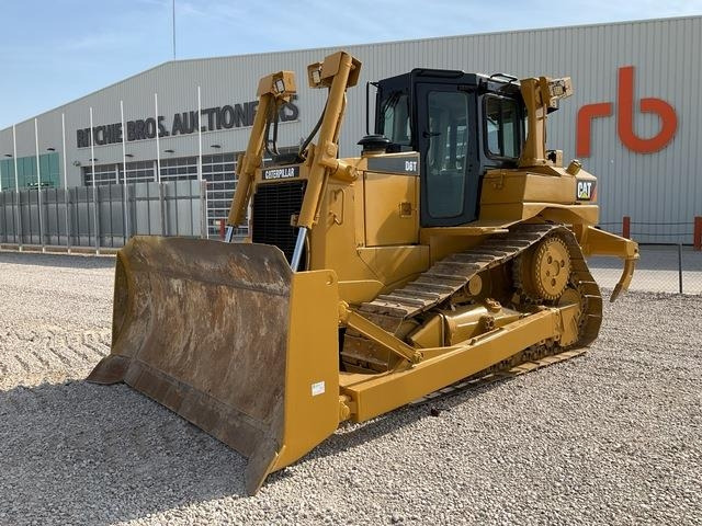 CAT D6T - Buldozeris: foto 1 CAT D6T - Buldozeris: foto 1