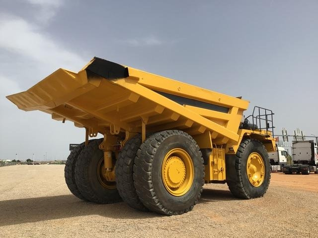 Komatsu HD785-5 - Karjerinis savivartis: foto 3 Komatsu HD785-5 - Karjerinis savivartis: foto 3