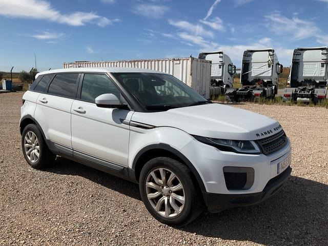 Land Rover Range Rover Evoque - Lengvasis automobilis: foto 4 Land Rover Range Rover Evoque - Lengvasis automobilis: foto 4